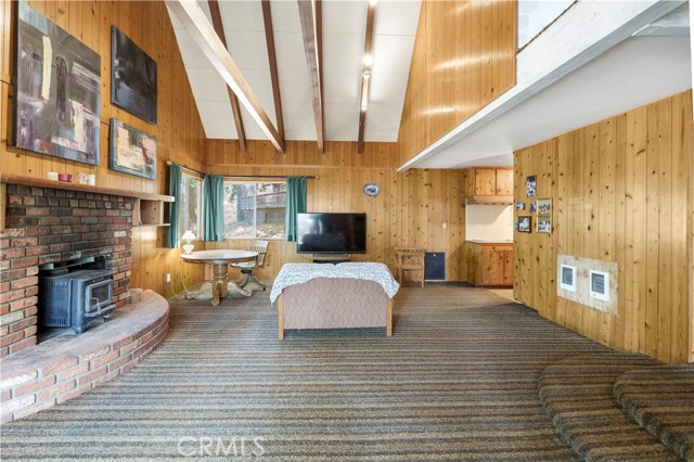 Detail Gallery Image 9 of 30 For 30687 Ferndale Dr, Running Springs,  CA 92382 - 2 Beds | 2 Baths