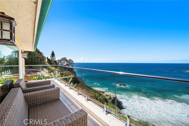 Detail Gallery Image 4 of 73 For 100 S La Senda Dr, Laguna Beach,  CA 92651 - 3 Beds | 3 Baths