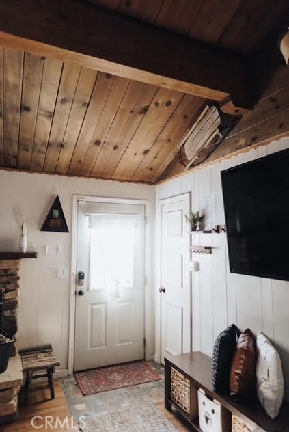 1029 W Aeroplane Boulevard, Big Bear City CA: https://media.crmls.org/medias/a8c5fc18-505d-47d5-843b-701ef0ae782e.jpg