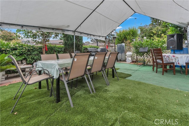 5231 1/2 Clara Street, Cudahy CA: https://media.crmls.org/medias/a8c6403e-15d9-4272-b935-926318b051d5.jpg