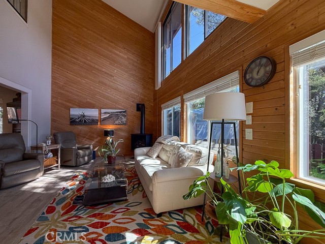 Detail Gallery Image 12 of 55 For 2298 Tipton St, Cambria,  CA 93428 - 2 Beds | 2/1 Baths