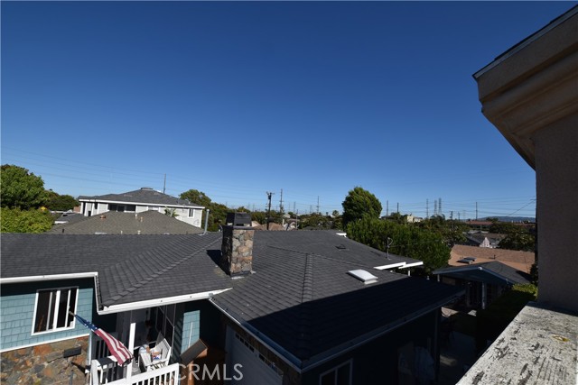 2608 Fisk Lane, Redondo Beach, California 90278, 4 Bedrooms Bedrooms, ,3 BathroomsBathrooms,Residential,Sold,Fisk,SB22168257