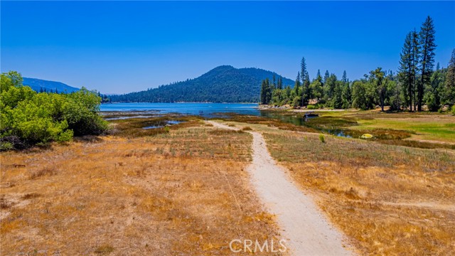 Detail Gallery Image 54 of 55 For 40333 Road 222 #102,  Bass Lake,  CA 93604 - 4 Beds | 2/1 Baths
