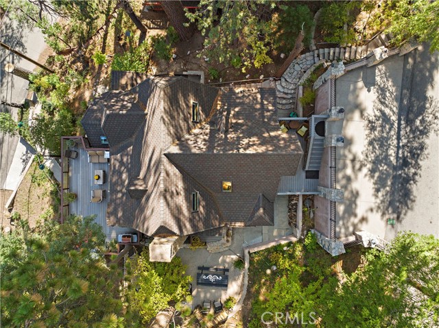 Detail Gallery Image 16 of 70 For 400 Cottage Grove Rd, Lake Arrowhead,  CA 92352 - 4 Beds | 4 Baths