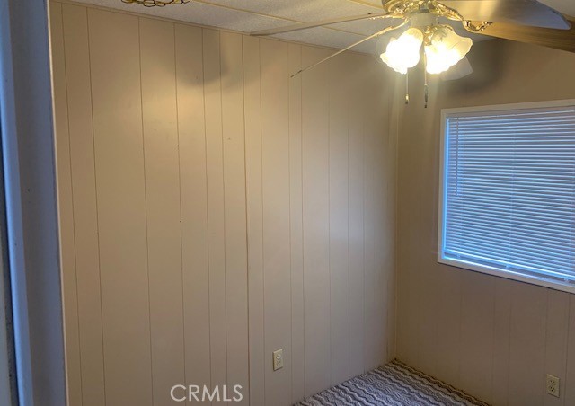 28480 Red Gum Drive, Lake Elsinore CA: https://media.crmls.org/medias/a8c7d379-243a-4ce9-8d53-6166e4bbb442.jpg