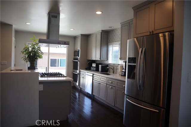 Detail Gallery Image 3 of 17 For 1532 S Mayo Ave, Compton,  CA 90221 - 3 Beds | 2 Baths
