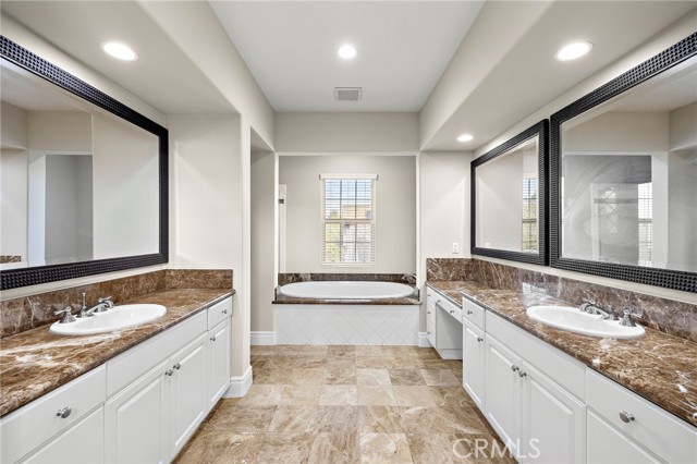 Detail Gallery Image 14 of 35 For 3 Eric, Ladera Ranch,  CA 92694 - 5 Beds | 5/1 Baths