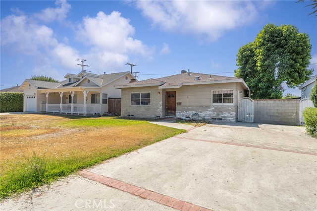 962 E Sandra Avenue, Arcadia CA: https://media.crmls.org/medias/a8ca08c1-7bf5-4e72-aaee-ae59181ae28d.jpg