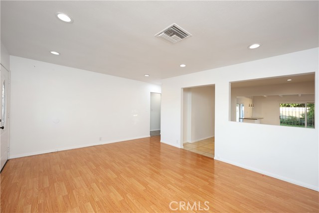 Detail Gallery Image 5 of 35 For 7738 Adwen St, Downey,  CA 90241 - 3 Beds | 2 Baths