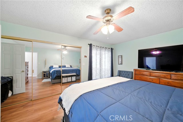11811 La Serna Drive, Whittier CA: https://media.crmls.org/medias/a8cb0923-7a0b-4e56-bdfe-2fd25bebd3a3.jpg