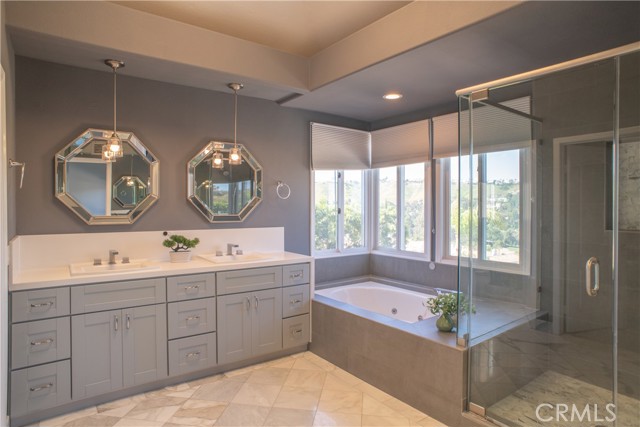 Detail Gallery Image 18 of 45 For 24825 Alexandra Ct, Calabasas,  CA 91302 - 5 Beds | 4/1 Baths