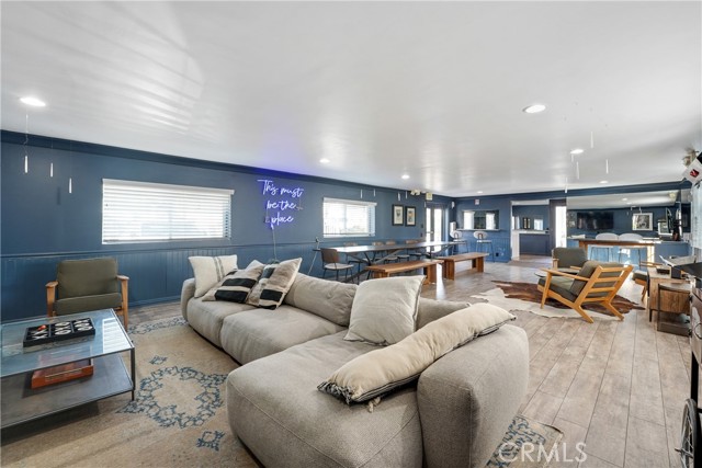 Detail Gallery Image 25 of 25 For 8250 Lankershim Bld #122,  North Hollywood,  CA 91605 - 2 Beds | 2 Baths