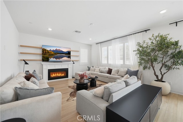 Detail Gallery Image 12 of 40 For 30994 Douglas Crest, Menifee,  CA 92584 - 4 Beds | 3 Baths