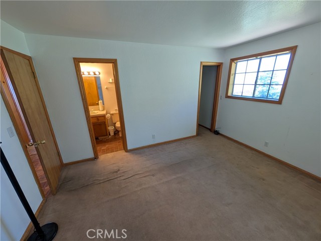 31487 Old City Creek, Running Springs, CA 92382