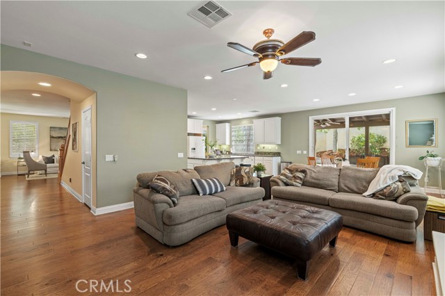 Detail Gallery Image 39 of 75 For 26520 Thackery Ln, Stevenson Ranch,  CA 91381 - 4 Beds | 4 Baths