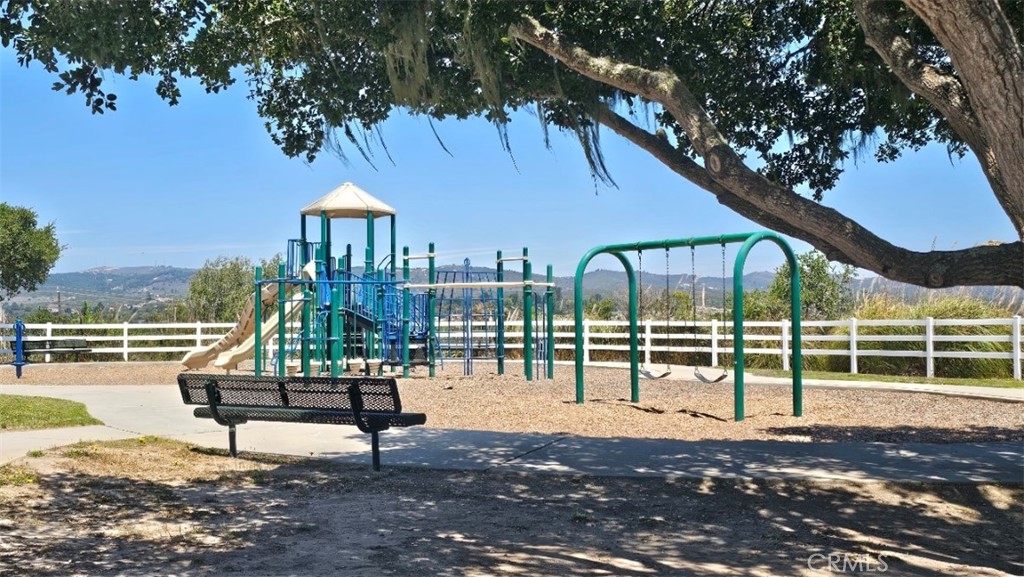 https://media.crmls.org/medias/a8cd7fd2-f361-41b5-b2d0-87d4161a93c9.jpg?preset=X-Large
