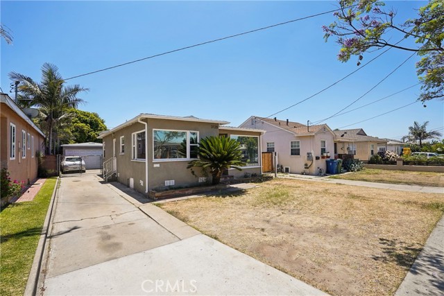 Detail Gallery Image 3 of 30 For 3128 W 110th St, Inglewood,  CA 90303 - 3 Beds | 2 Baths