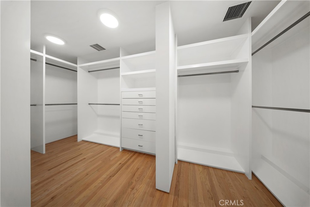 MLS #NP25234385 image #26