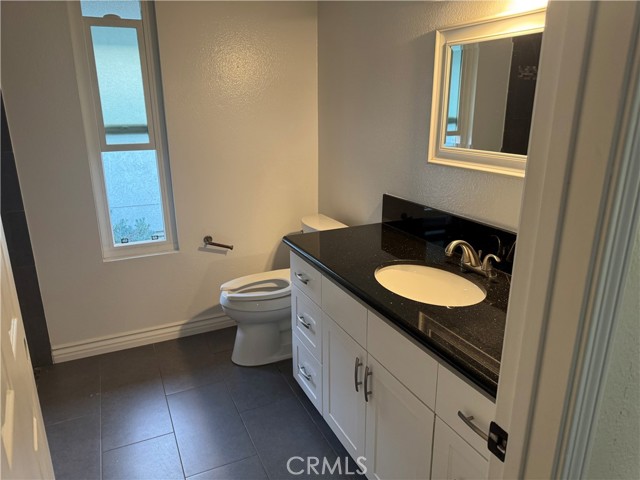 Detail Gallery Image 6 of 23 For 18 Woodsorrel, Irvine,  CA 92604 - 4 Beds | 3 Baths