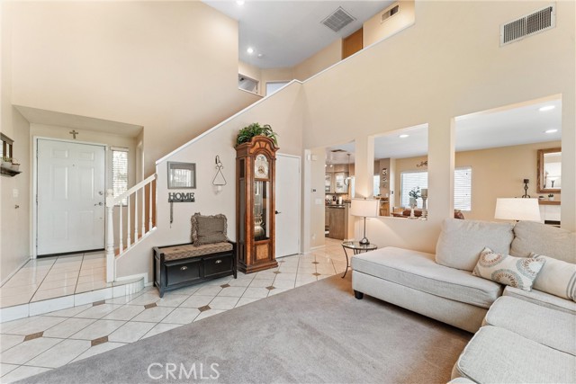 Detail Gallery Image 6 of 47 For 861 Shade Tree Way, Corona,  CA 92878 - 3 Beds | 2/1 Baths