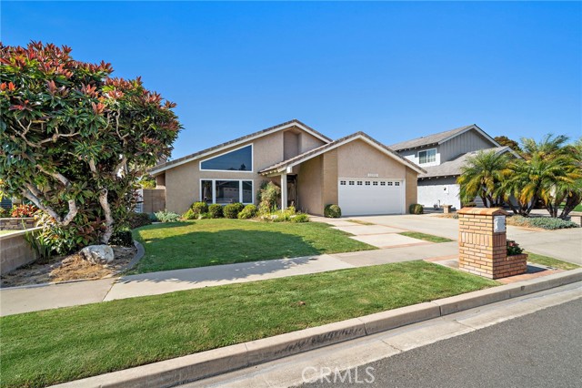 11551 Gladstone Circle, Fountain Valley CA: https://media.crmls.org/medias/a8cef7cc-4f2e-44fd-b894-450882371d78.jpg