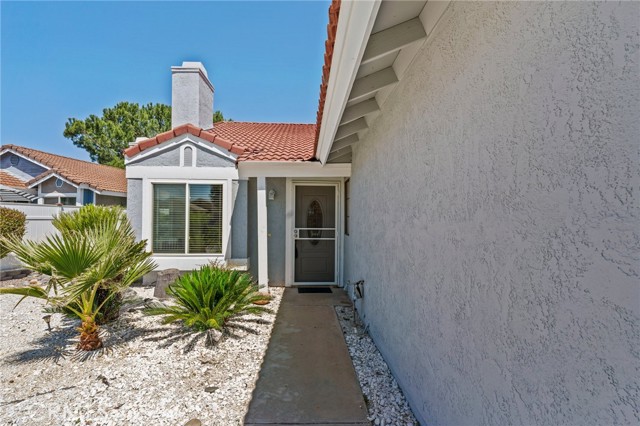 39427 Canyon Rim Circle, Temecula CA: https://media.crmls.org/medias/a8cefcd5-e87b-4d35-904a-e7b776a22929.jpg