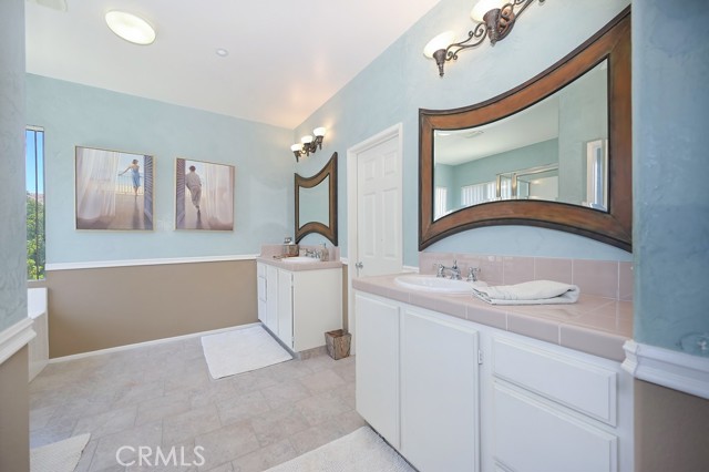 Image 43 of 73 For 11180 Bridgefield Court