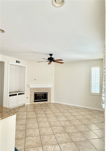 Detail Gallery Image 11 of 21 For 40040 Pasadena, Temecula,  CA 92591 - 4 Beds | 2/1 Baths