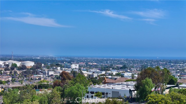 Image 3 of 54 For 2700 Panorama Drive 208