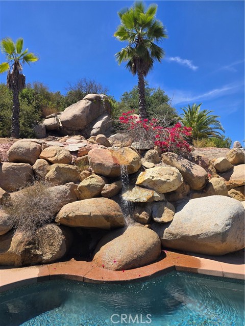 42179 Calle Paramo, Murrieta CA: https://media.crmls.org/medias/a8d1d53a-19d7-49c1-9500-32d882efebe8.jpg