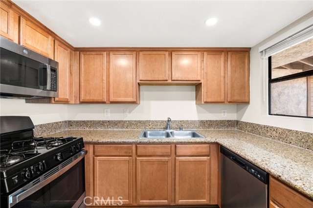 Detail Gallery Image 5 of 18 For 1329 Massachusetts #202,  Riverside,  CA 92507 - 1 Beds | 1 Baths