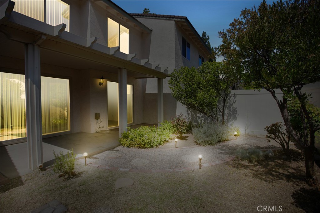 806 E Laurel Oak Drive