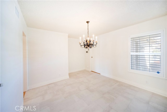 Detail Gallery Image 11 of 60 For 925 Golden Prados, Diamond Bar,  CA 91765 - 3 Beds | 2 Baths