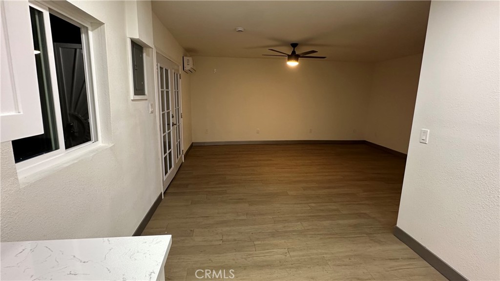 https://media.crmls.org/medias/a8d28e1d-f60a-4b1e-84de-a7c5531e5531.jpg?preset=X-Large