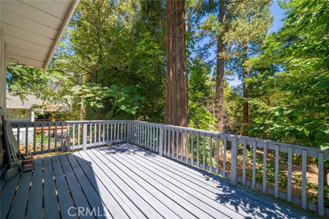 Detail Gallery Image 22 of 46 For 693 Ca 138, Crestline,  CA 92325 - 3 Beds | 2 Baths