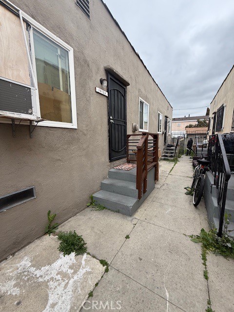 Detail Gallery Image 5 of 14 For 10122 S Normandie Ave, Los Angeles,  CA 90044 - – Beds | – Baths