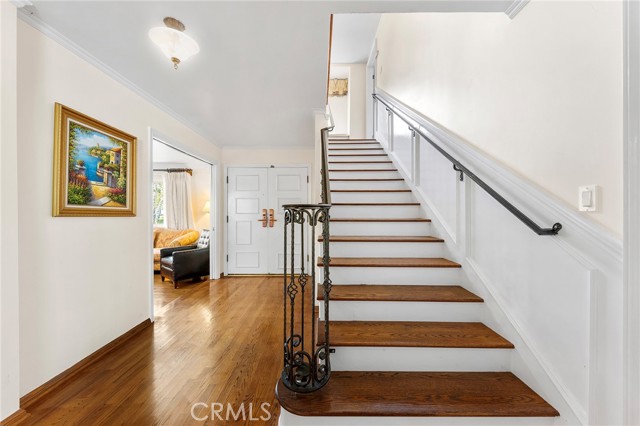 300 W Wistaria Avenue, Arcadia CA: https://media.crmls.org/medias/a8d37d88-8101-4283-b6db-e8bd7a70f242.jpg