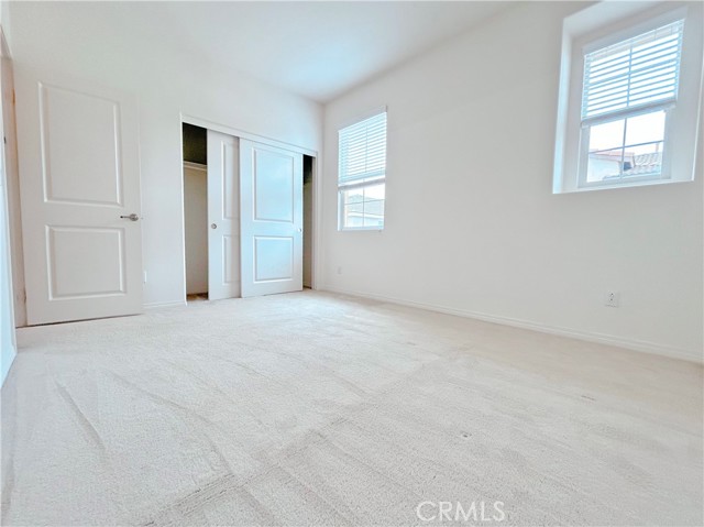 2911 S Via Belamaria, Ontario CA: https://media.crmls.org/medias/a8d397ba-5fae-4cd0-b0da-8c3830827190.jpg