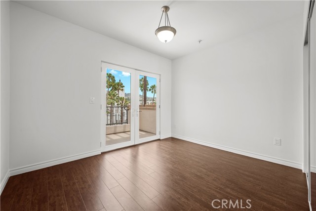 5633 Carlton Way, Hollywood CA: https://media.crmls.org/medias/a8d4710d-8ab4-45ad-b885-eb77bfb07c75.jpg