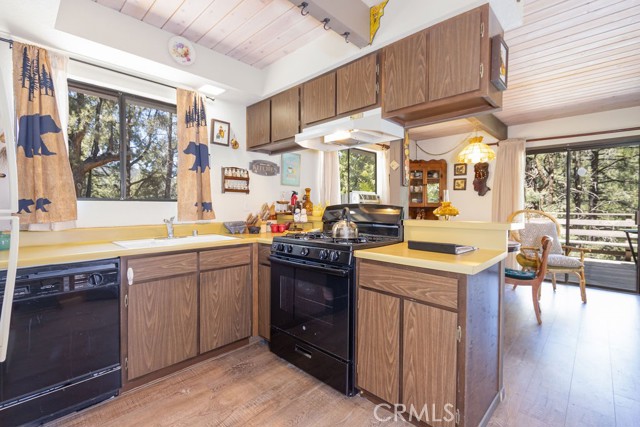 Detail Gallery Image 18 of 36 For 2421 Ironwood Dr, –,  CA 93222 - 3 Beds | 1/1 Baths