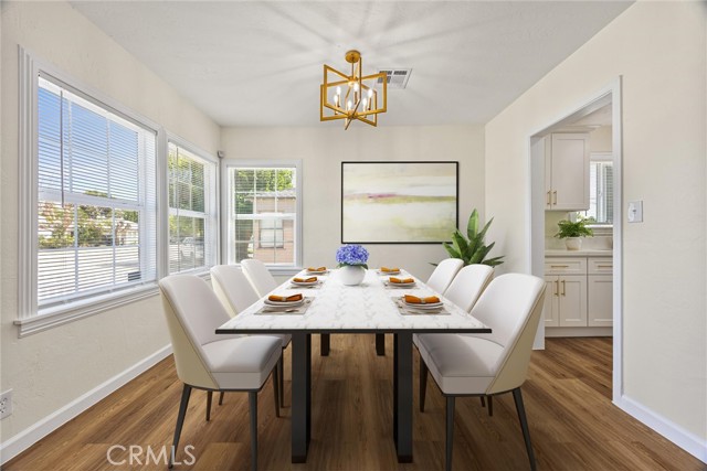 121 Myrtle Street, Bakersfield CA: https://media.crmls.org/medias/a8d5387c-779c-4307-8c26-d3303030f08d.jpg