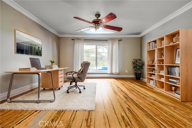 Detail Gallery Image 12 of 50 For 2401 E Avalon, Santa Ana,  CA 92705 - 5 Beds | 3 Baths