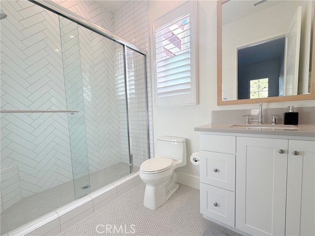 Detail Gallery Image 20 of 73 For 103 Vigna, Irvine,  CA 92602 - 5 Beds | 4/1 Baths