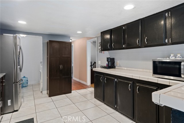 Detail Gallery Image 7 of 29 For 2851 S La Cadena Dr #165,  Colton,  CA 92324 - 3 Beds | 2 Baths