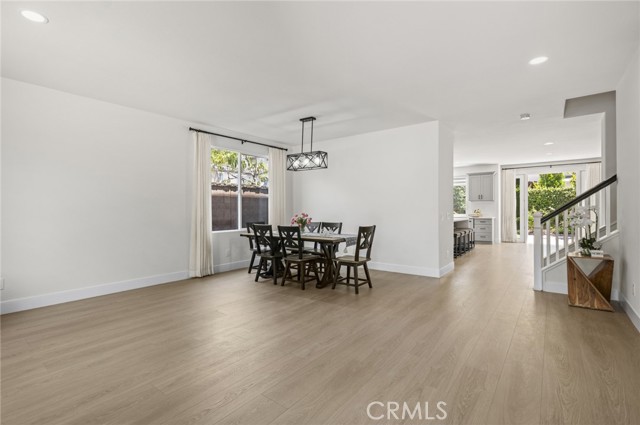 37 Pheasant Creek, Irvine CA: https://media.crmls.org/medias/a8d6d688-f8c5-4041-8d38-3585dd9ef0c4.jpg