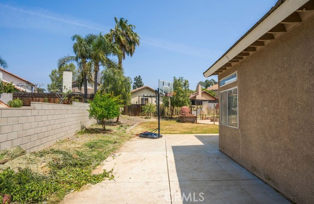 Detail Gallery Image 29 of 42 For 7865 Wendover Dr, Jurupa Valley,  CA 92509 - 4 Beds | 2/1 Baths