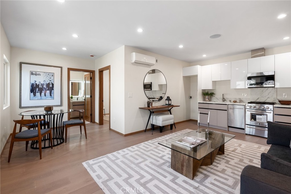 MLS #SR25248289 img 32