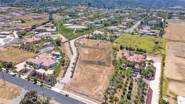 Detail Gallery Image 4 of 9 For 11631009 Lester Ave, Corona,  CA 92881 - – Beds | – Baths