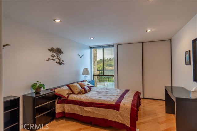 4239 Via Arbolada, Los Angeles CA: https://media.crmls.org/medias/a8d9efe8-961d-4104-9b1a-94385bced6a0.jpg