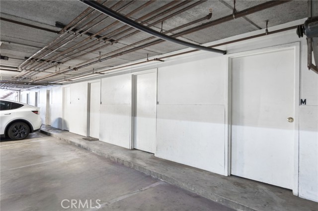 Detail Gallery Image 14 of 19 For 333 Riverdale Dr 1a,  Glendale,  CA 91204 - 2 Beds | 1/1 Baths